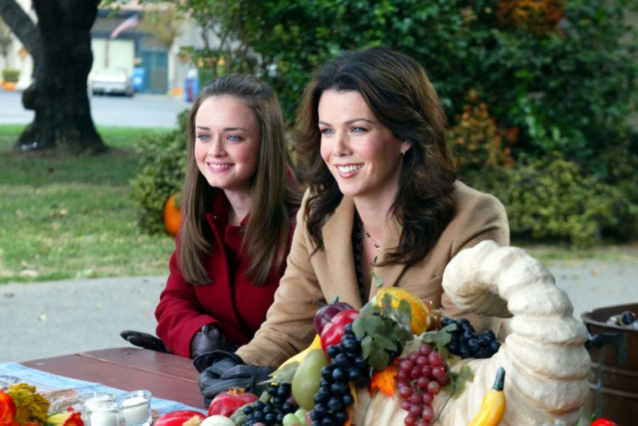 Gilmore Girls features a heart-warming mother daughter relationship between Lorelai and Rory Gilmore played by Lauren Graham and Alexis Bledel. 