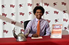 Kenyon Haynes signing to EWC