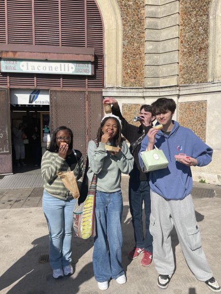 Students in Paris enjoying their food!